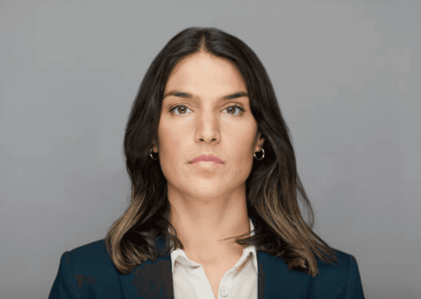 Example headshot 28 generated using ProfileMagic.ai
