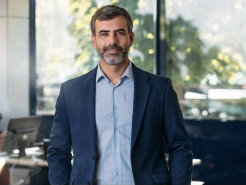 AI LinkedIn photo example 14