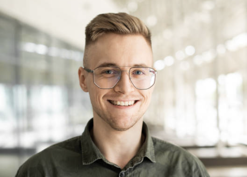AI LinkedIn photo example 21